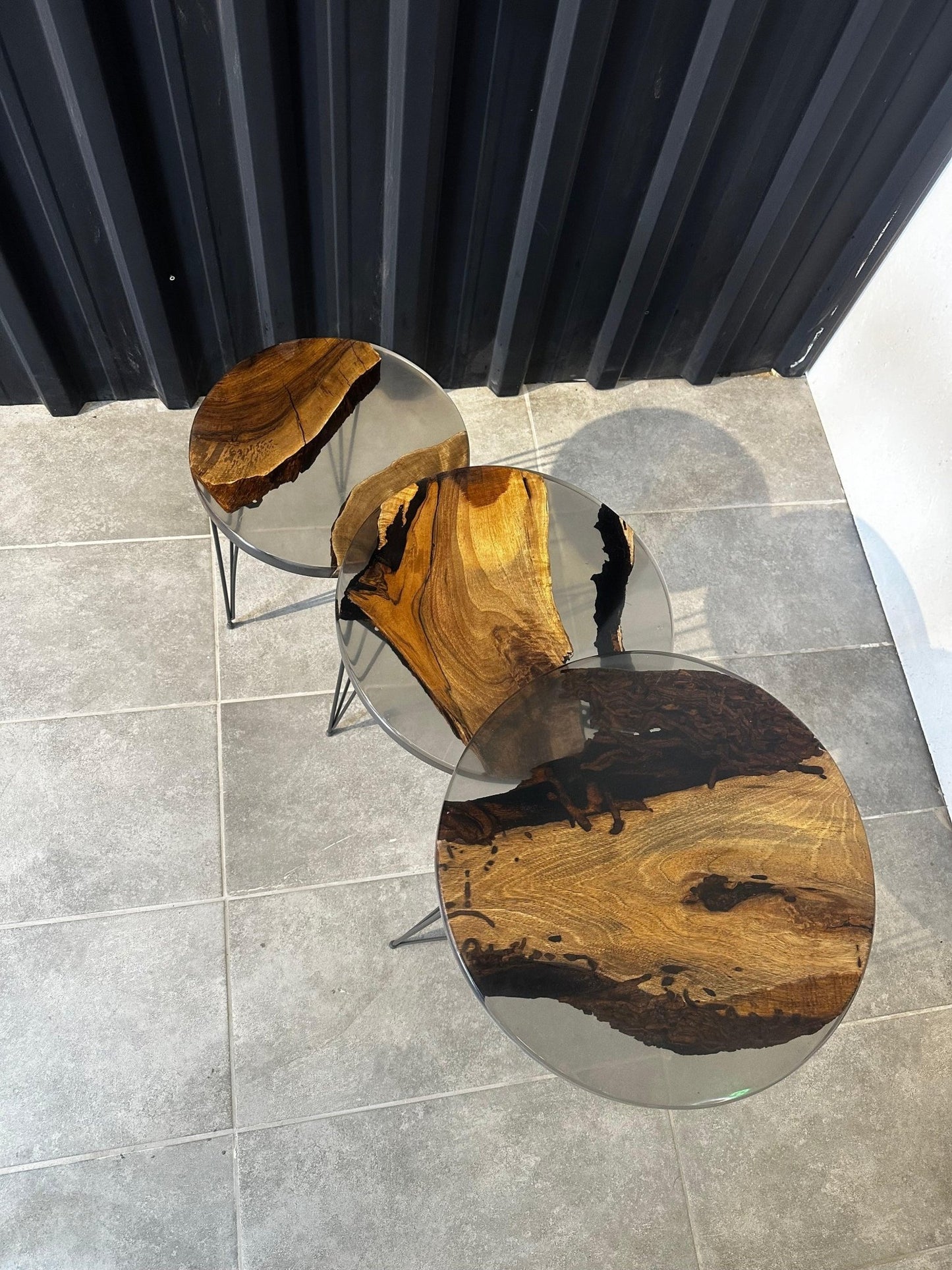 Coffee set Epoxide resin walnut wood - 3 unique pieces with a clear resin look - Elite Wood - Live edge dining table