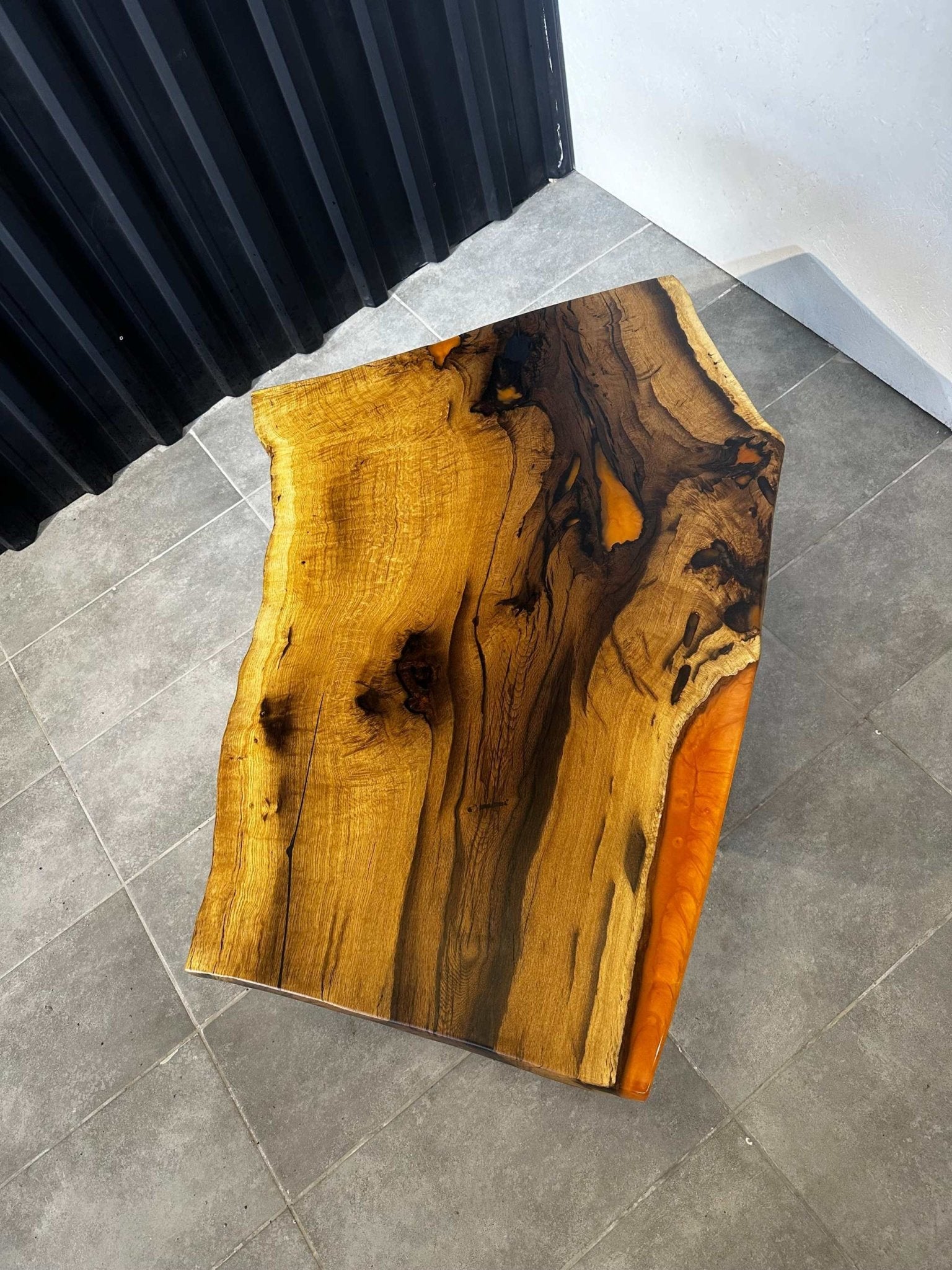 Couchtisch Epoxidharz Eiche - 120x70 cm - oranges Harz