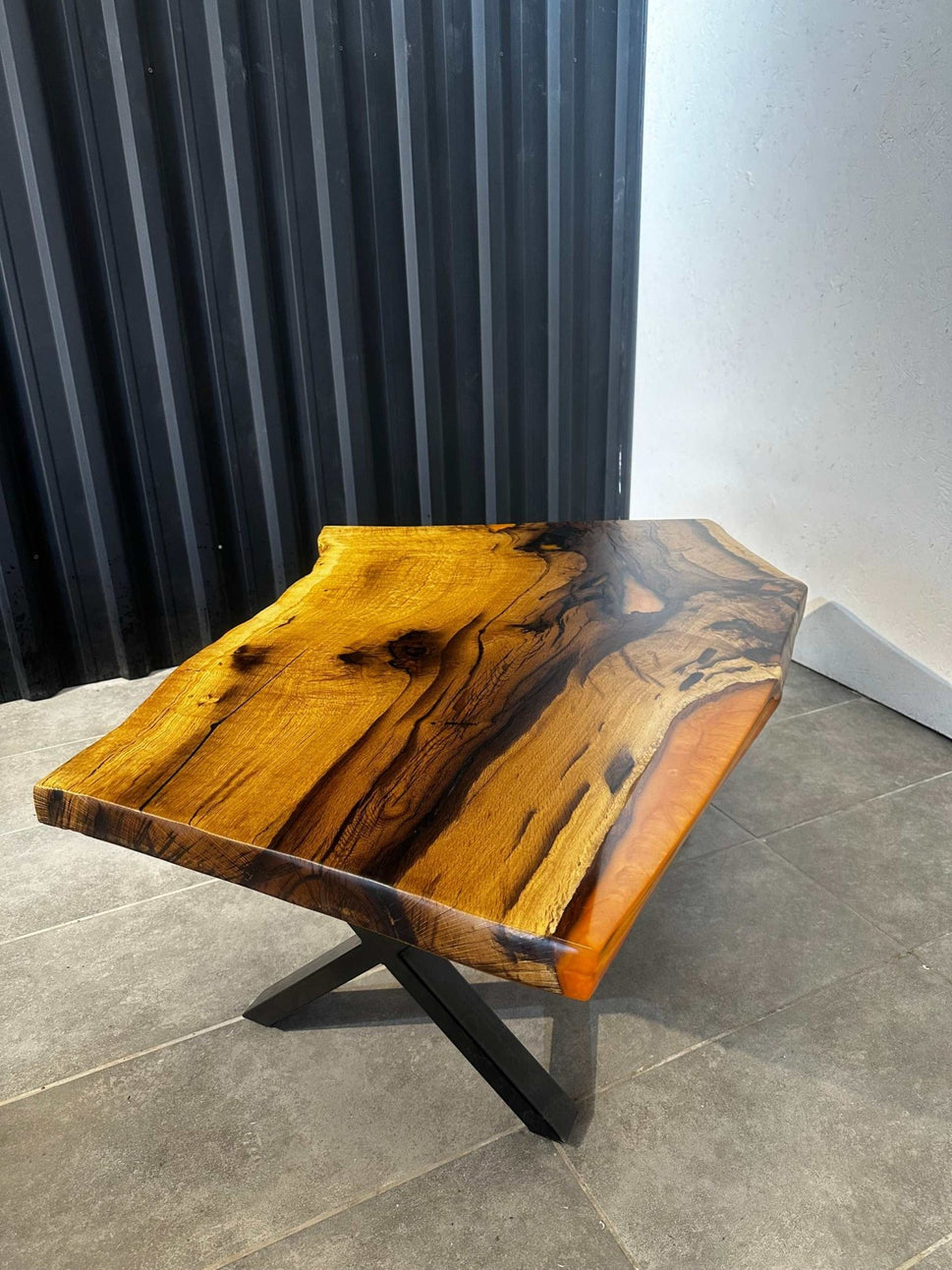 Couchtisch Epoxidharz Eiche - 120x70 cm - oranges Harz