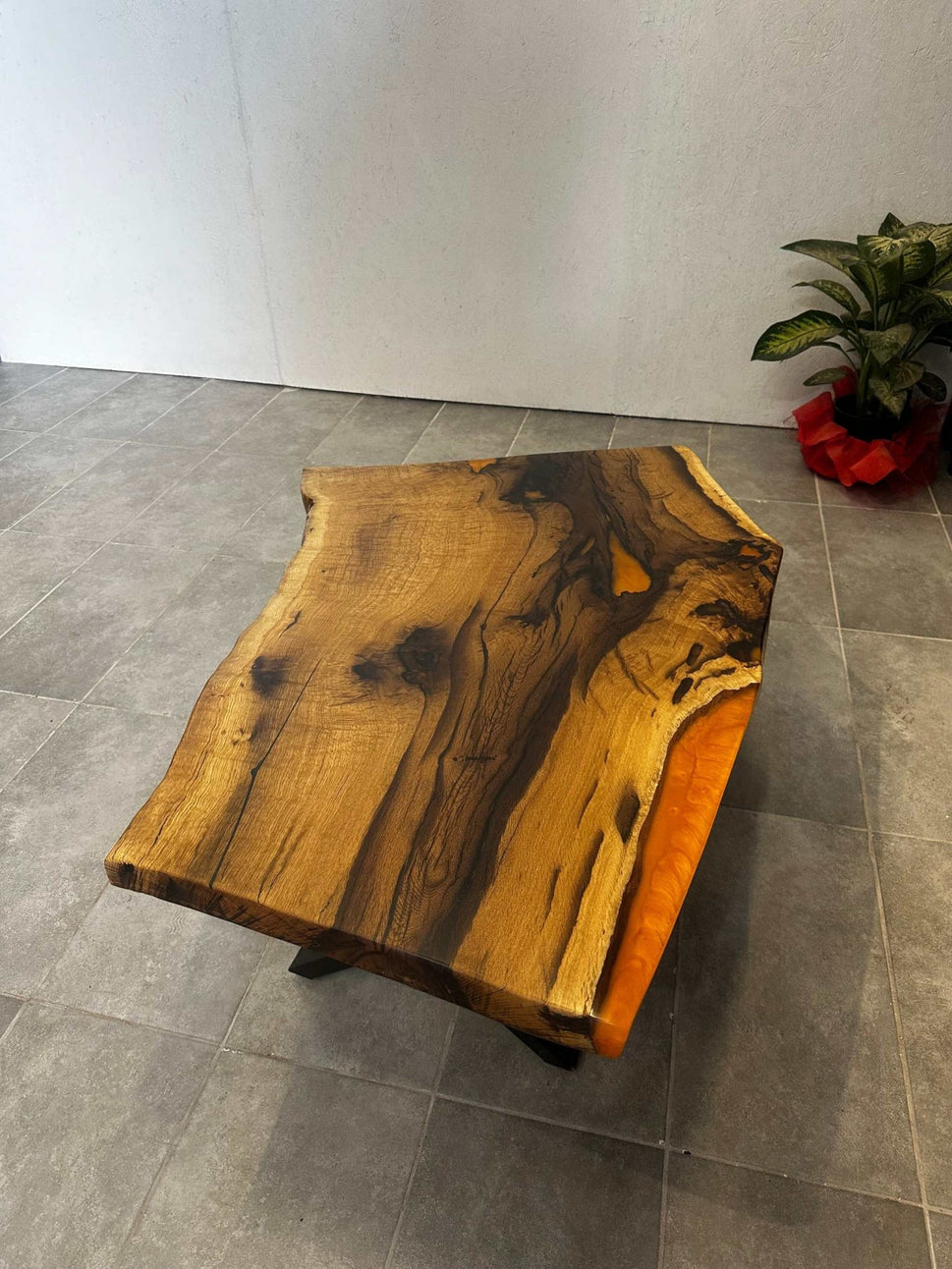 Couchtisch Epoxidharz Eiche - 120x70 cm - oranges Harz