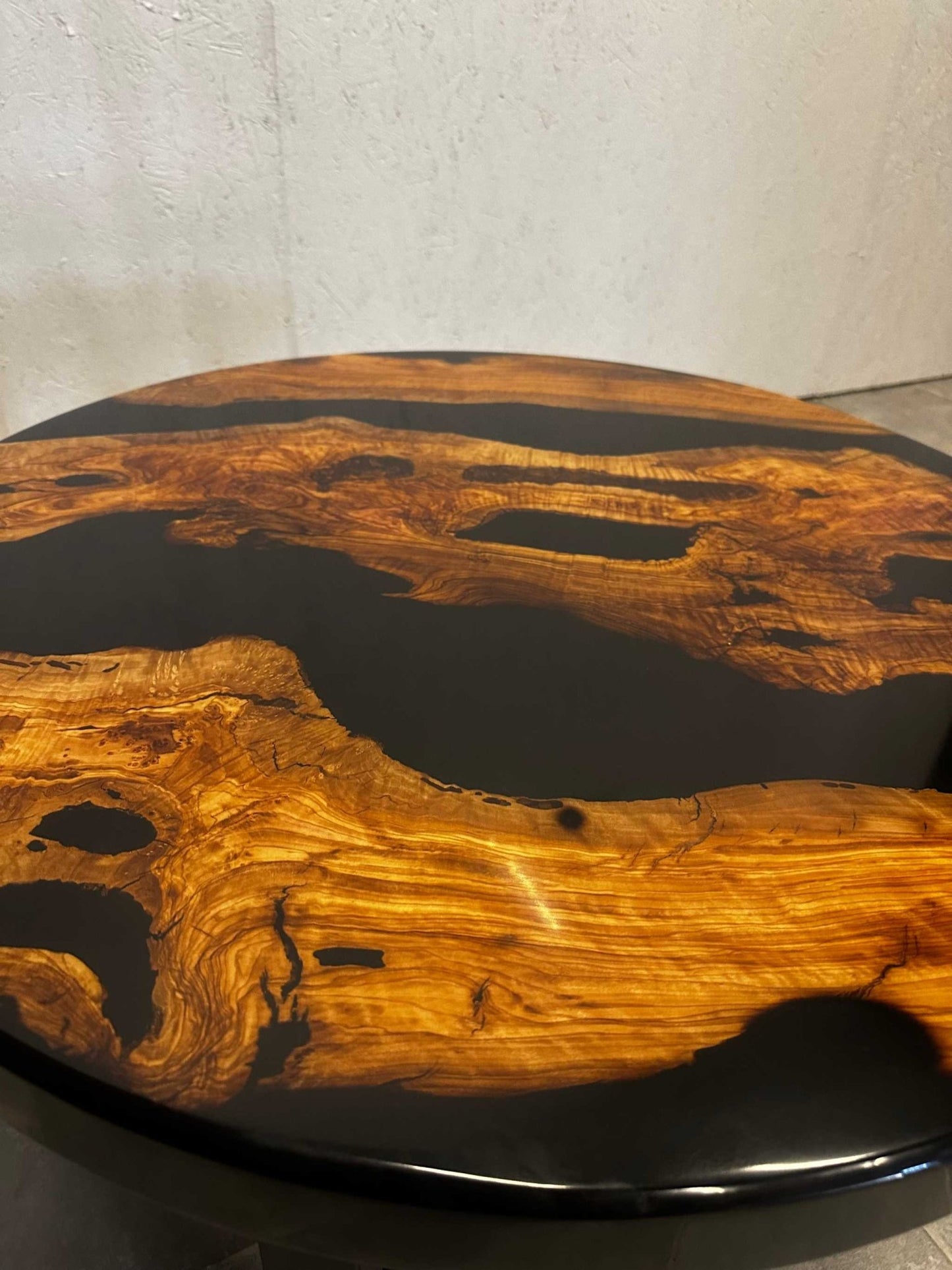 Coffee table Epoxy resin olive wood around 80 cm - Elite Wood - coffee table