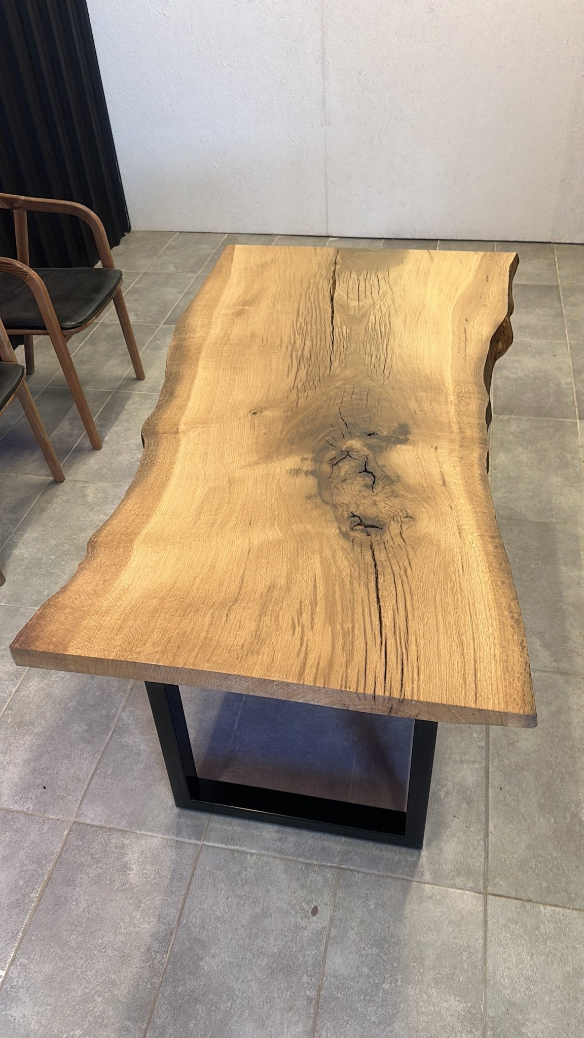 Dining table oak - solid wood table with a natural tree edge - Elite Wood - Live edge dining table