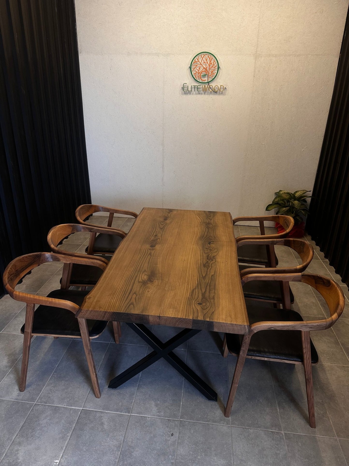 Walnut dining table with high quiality live edge - Elite Wood - Live edge dining table
